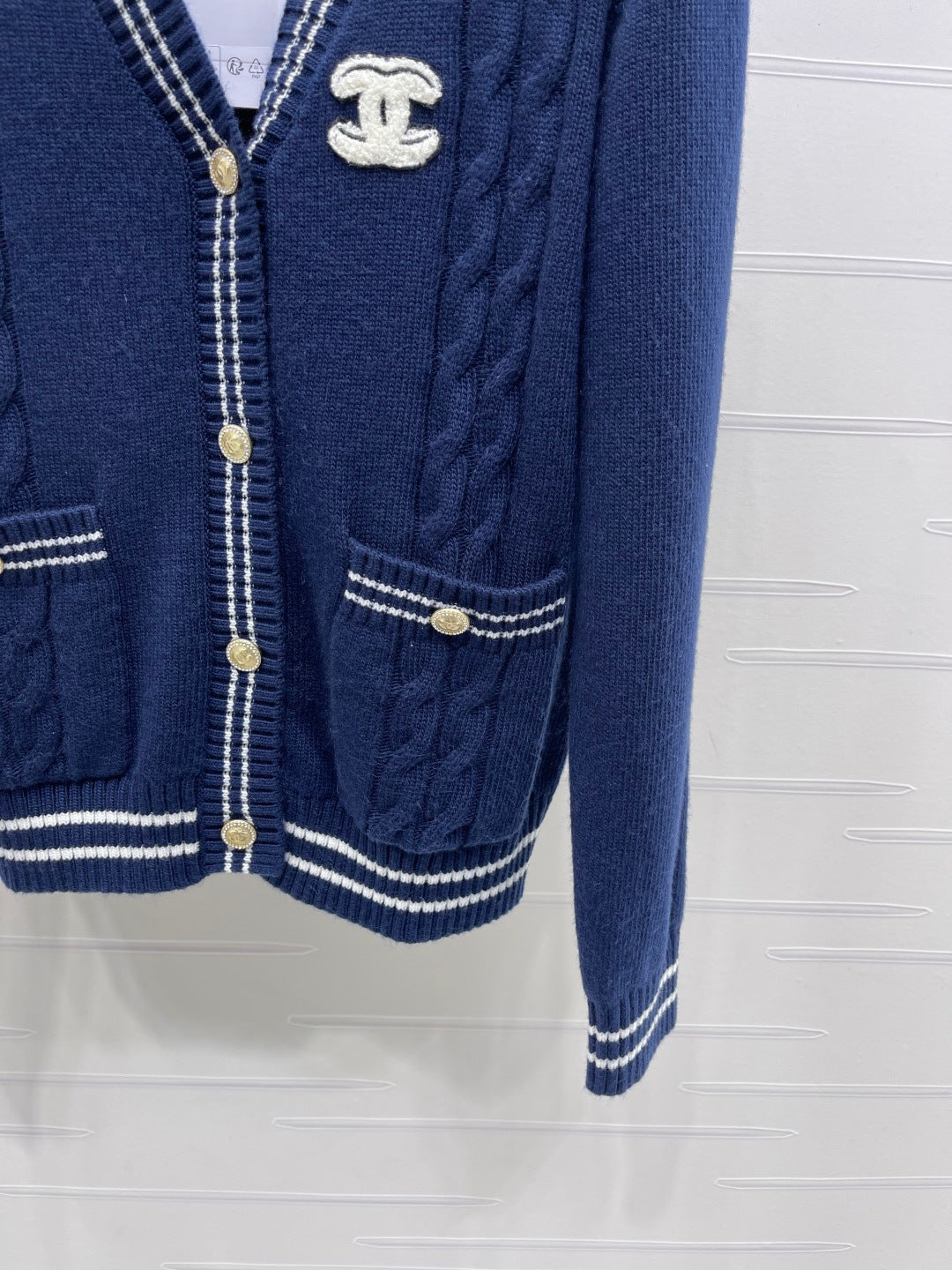 CHANEL 26 PREPPY CABLE KNIT DARK BLUE CARDIGAN 335374