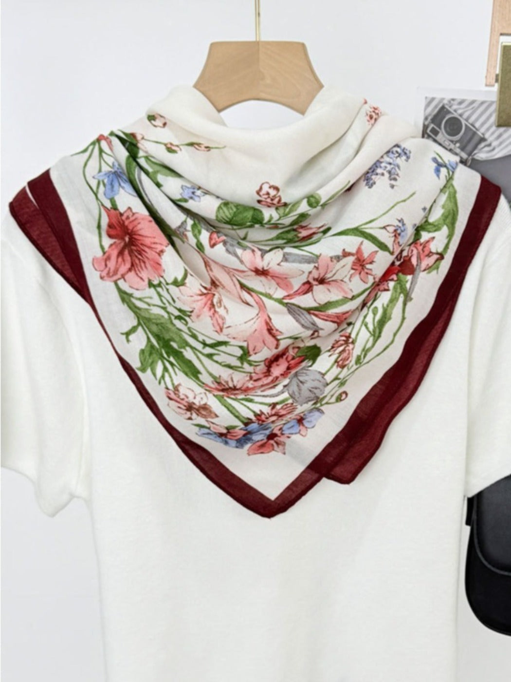 Scarvii - Boho Lightweight Floral-Print Square Scarf