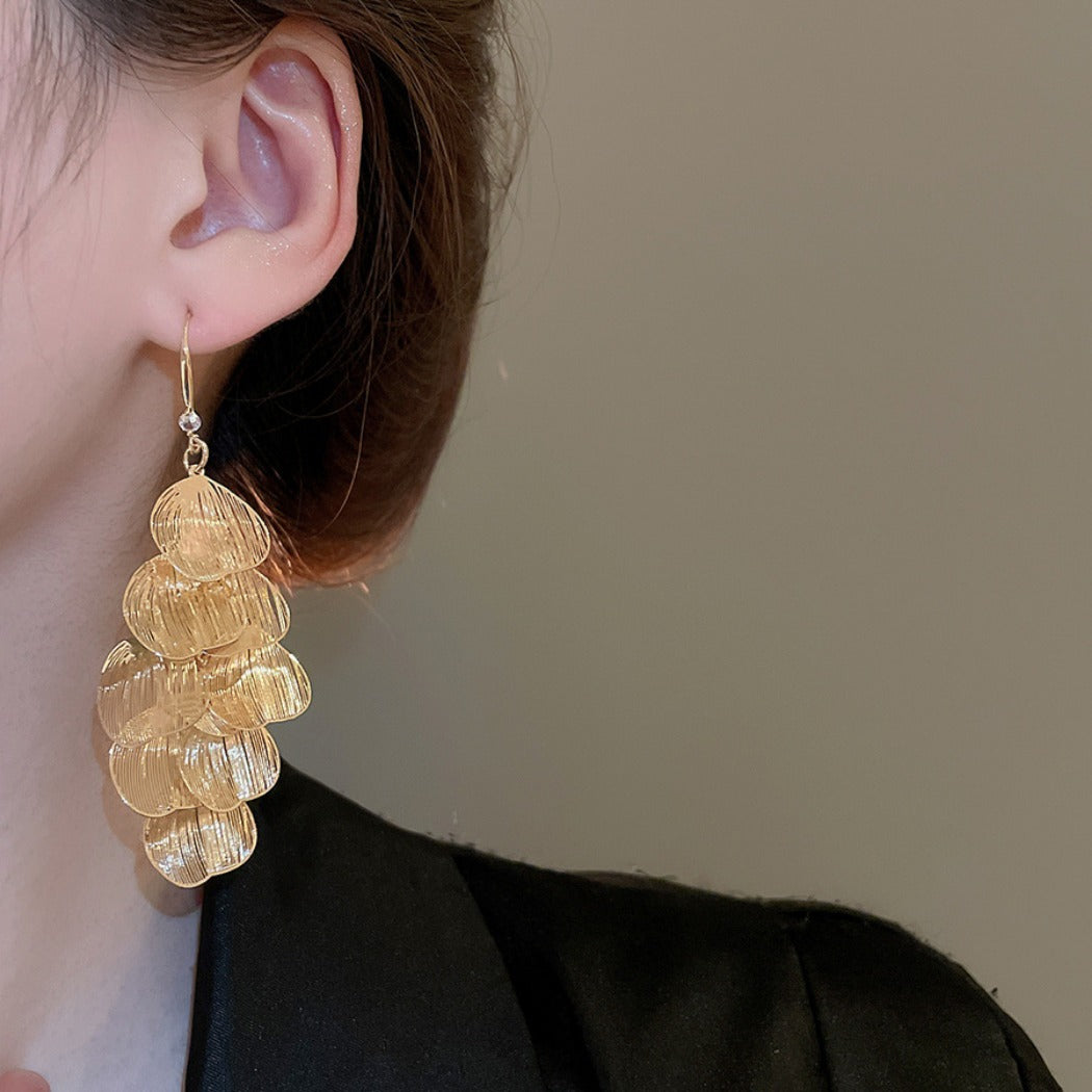 Earwish - Hollow Floral Fringe Earrings - Delicate &amp; Shiny