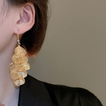 Earwish - Hollow Floral Fringe Earrings - Delicate &amp; Shiny