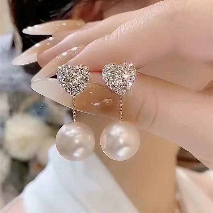 Amina Earring