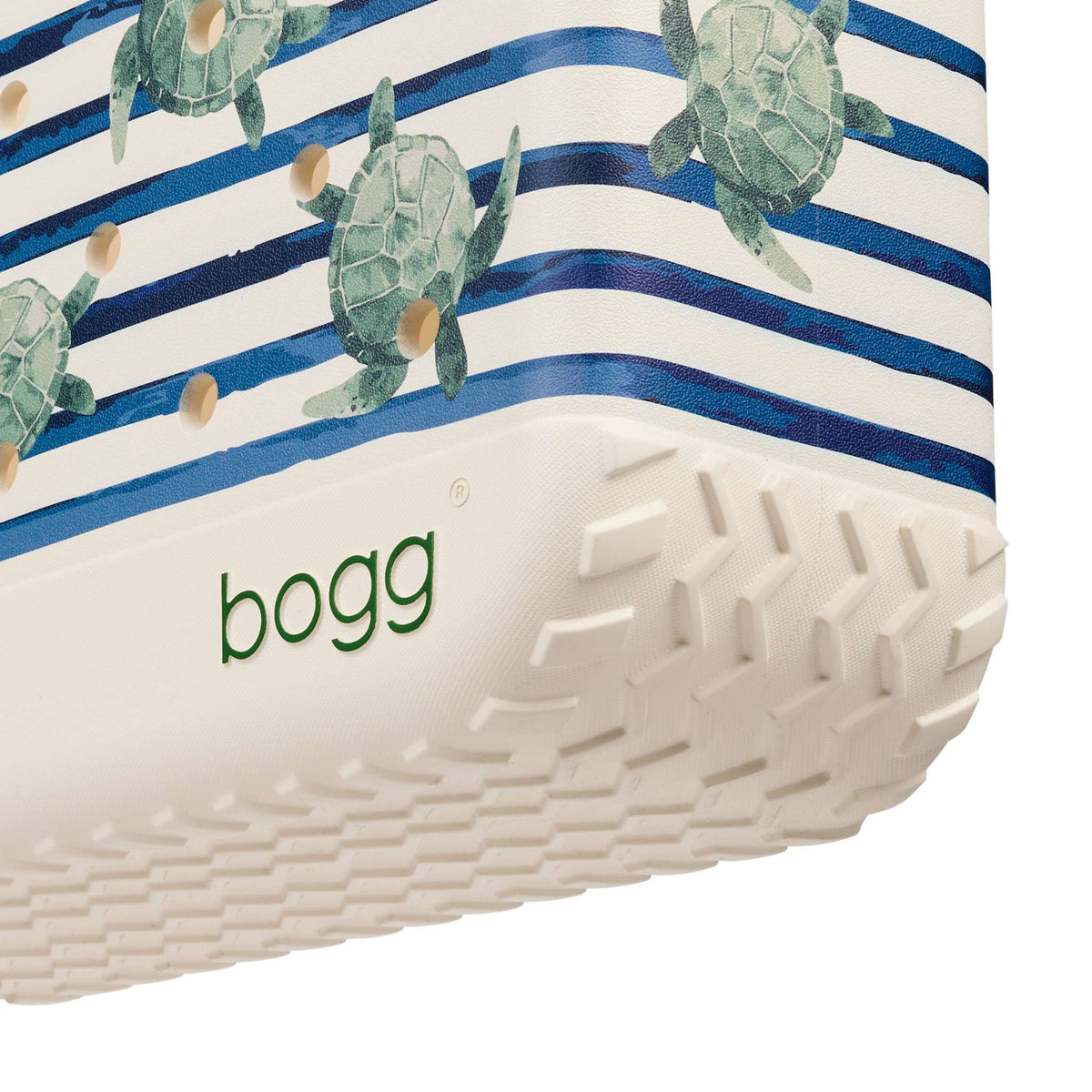Baby Bogg Bag in Shell Yeah Turtle