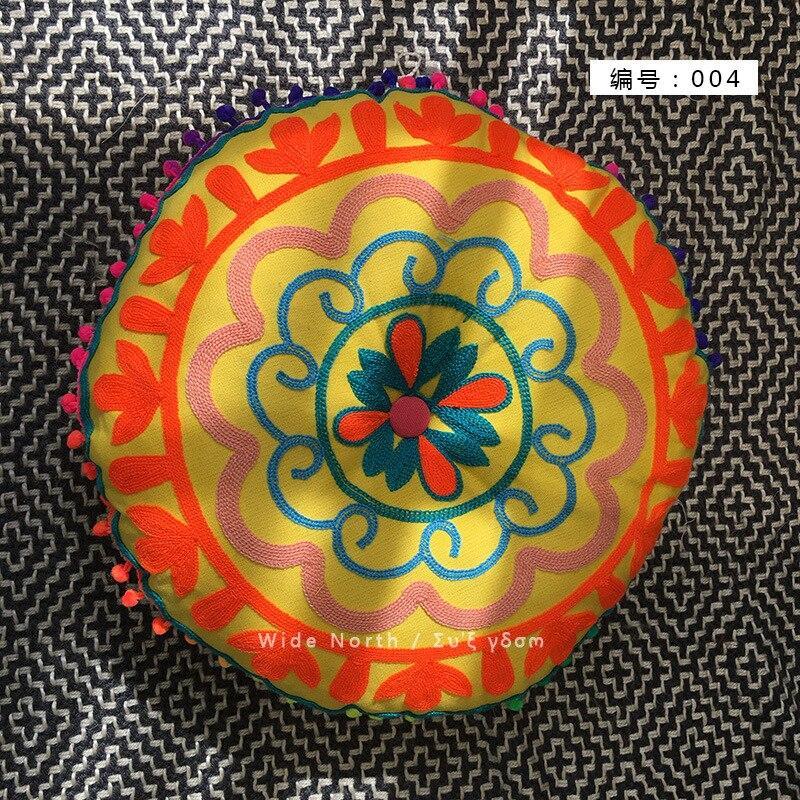 Bohemian Tatami Cushion Cute Pillow  Fluffy Pillow   Embroidered Futon Chair Cushion Round Tassel With Core  Pillow Decorative