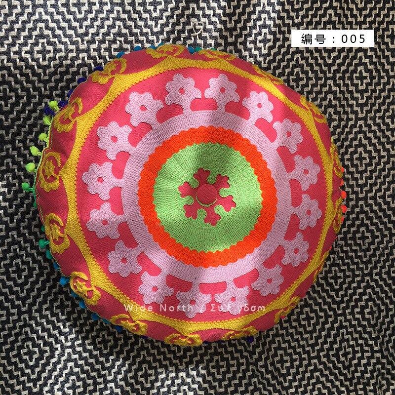 Bohemian Tatami Cushion Cute Pillow  Fluffy Pillow   Embroidered Futon Chair Cushion Round Tassel With Core  Pillow Decorative
