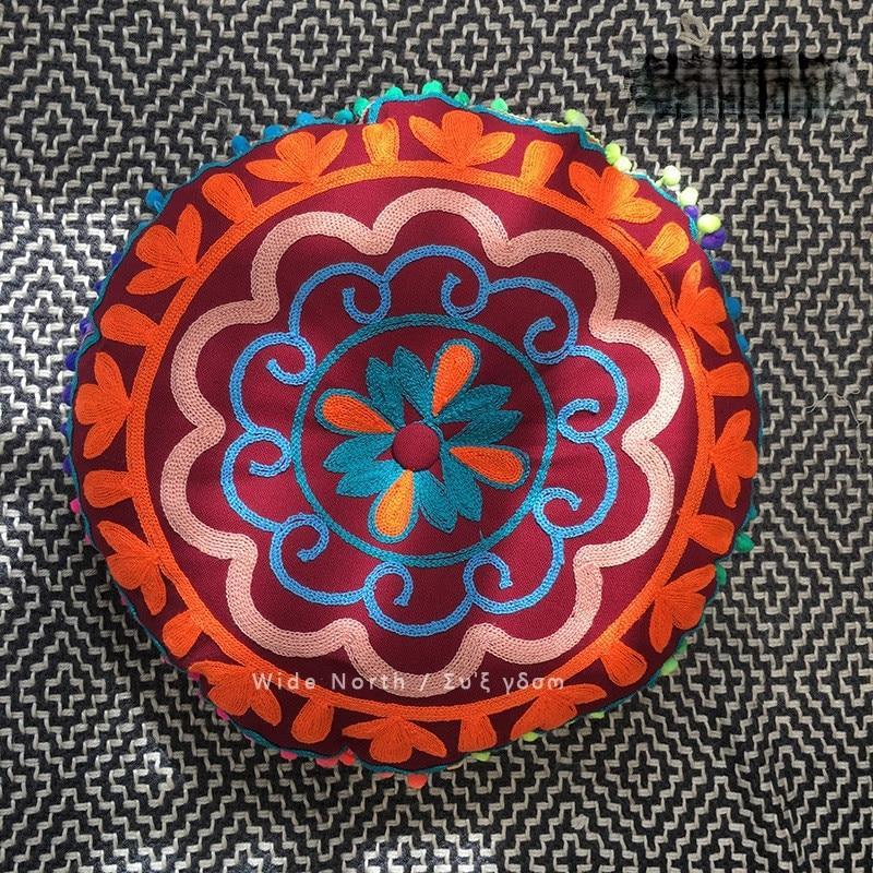 Bohemian Tatami Cushion Cute Pillow  Fluffy Pillow   Embroidered Futon Chair Cushion Round Tassel With Core  Pillow Decorative