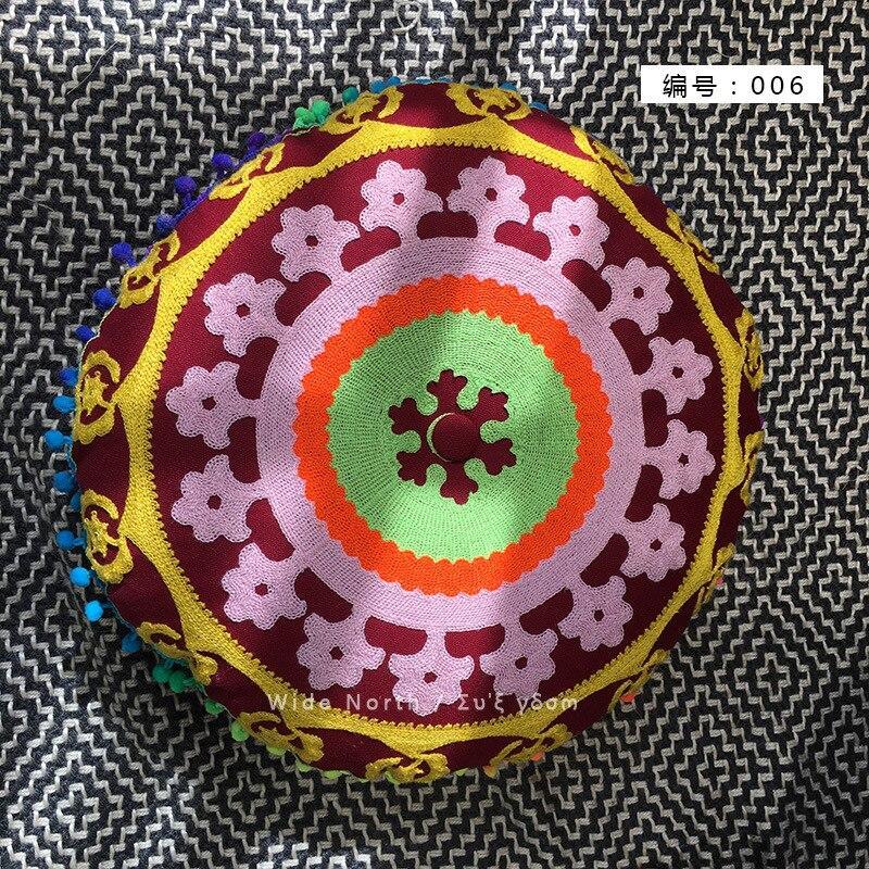 Bohemian Tatami Cushion Cute Pillow  Fluffy Pillow   Embroidered Futon Chair Cushion Round Tassel With Core  Pillow Decorative