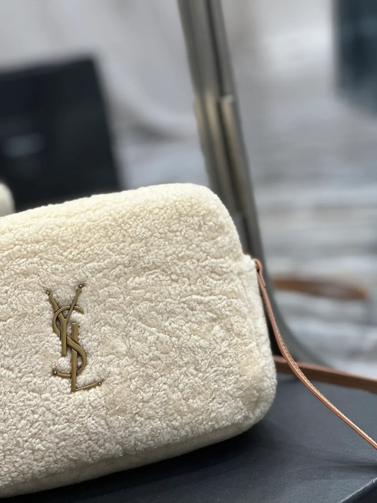 Ysl Loulou Camera Bag 23cm 08