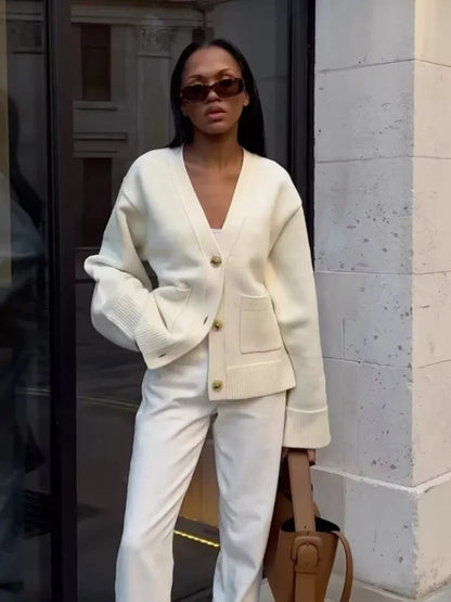 Elegant Solid V Neck Pocket Knitted Cardigan Women Casual Long Sleeves Single-Breasted Loose Sweater 2024 Autumn Lady Streetwear