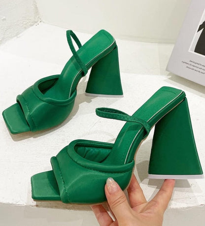 Leslie Heels