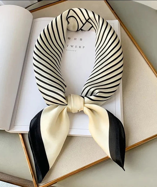 Elisa Scarf