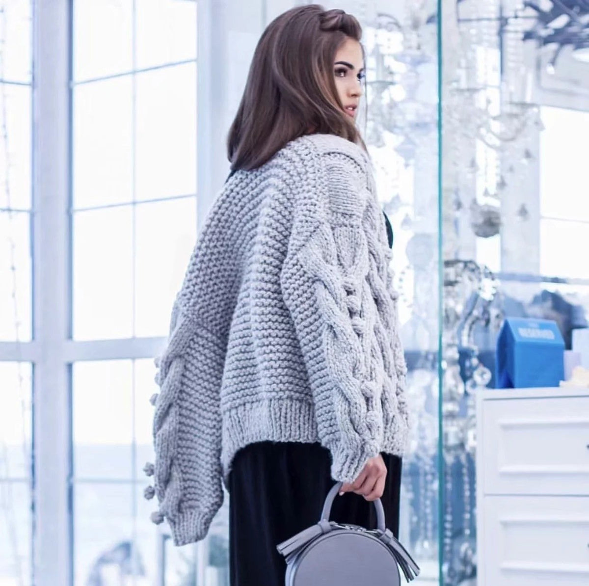Autumn Winter  New European American Style Pure Hand-Woven Ball Big Hemp Sweater Fashion Sweater Women Cardigans  V-Neck