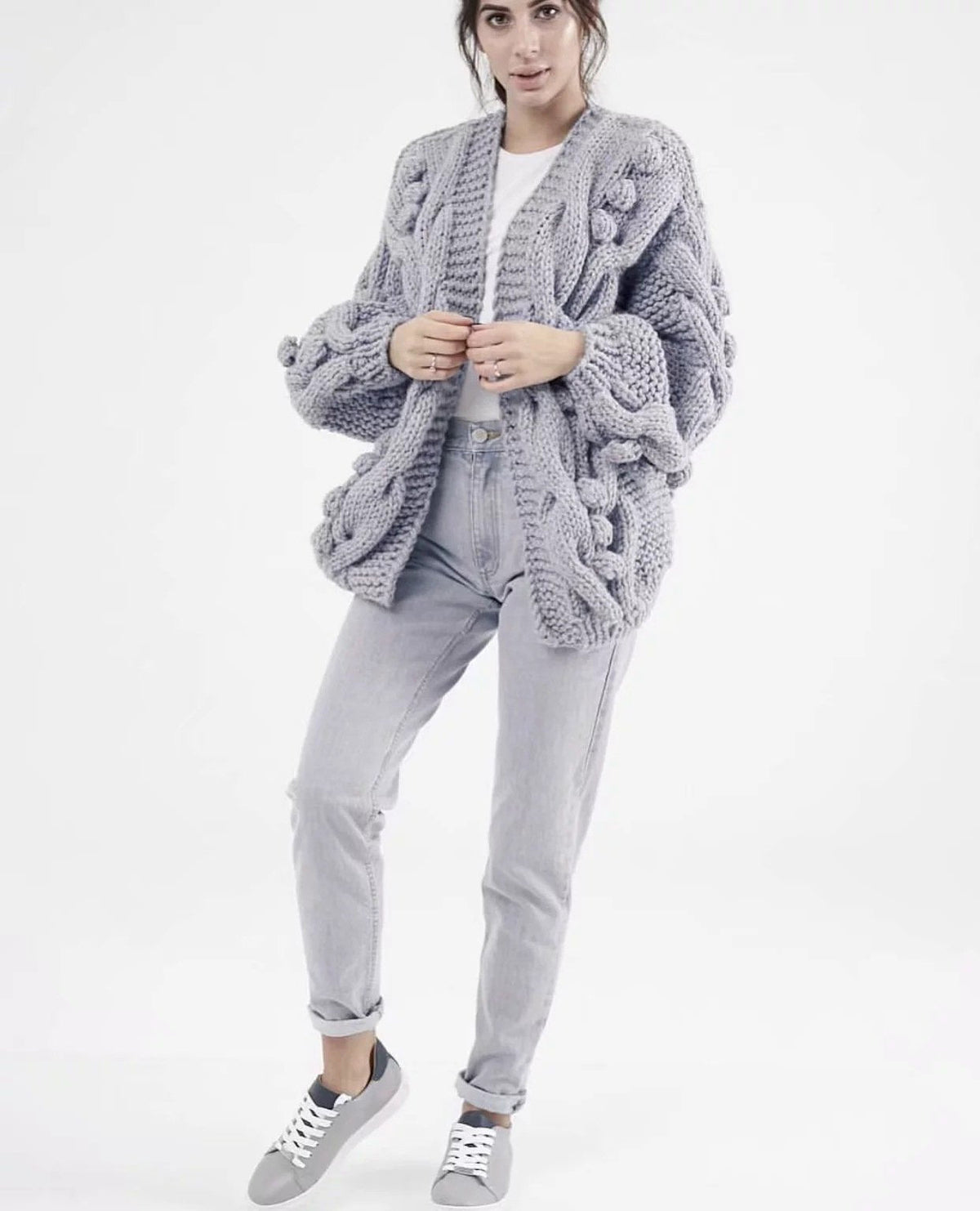 Autumn Winter  New European American Style Pure Hand-Woven Ball Big Hemp Sweater Fashion Sweater Women Cardigans  V-Neck