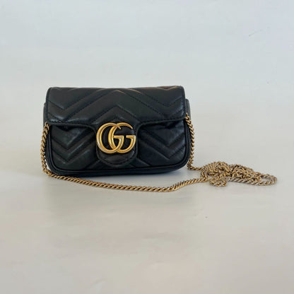 Gucci GG Marmont super mini bag