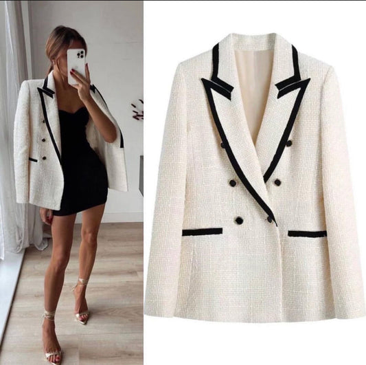 Lili Tweed Blazer