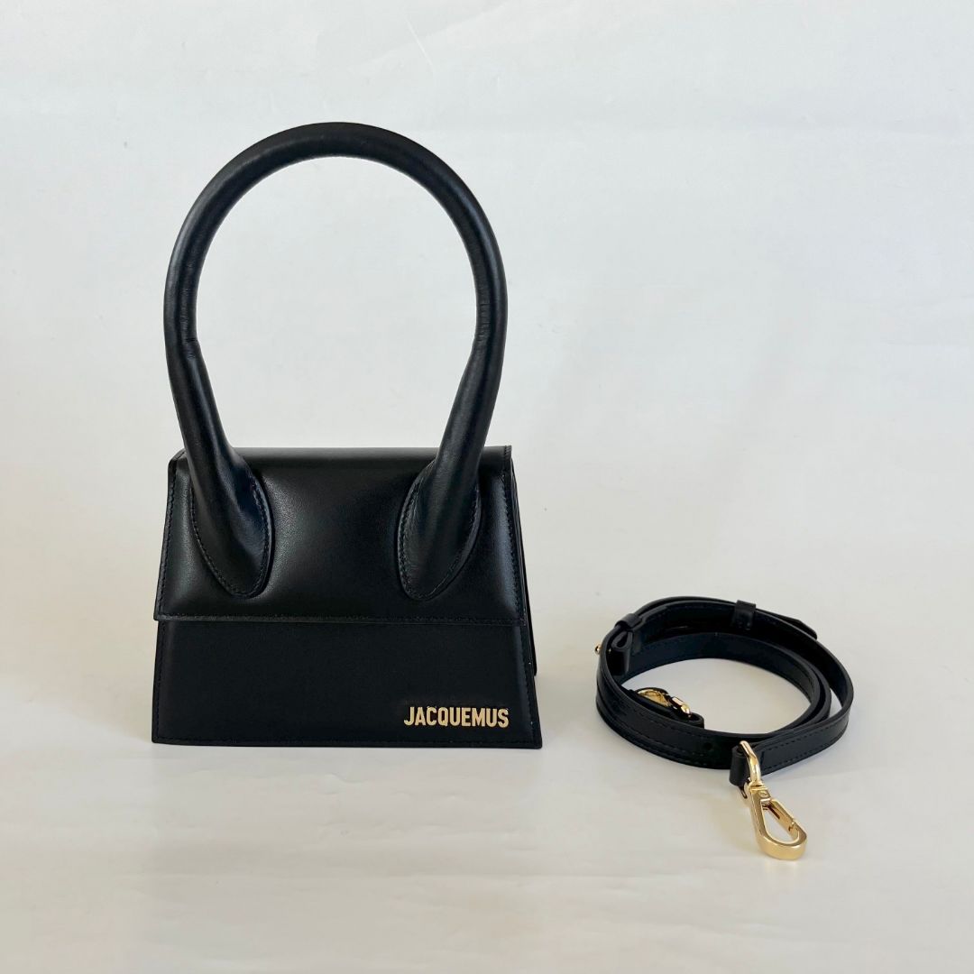 Jacquemus Le Grand Chiquito black leather bag