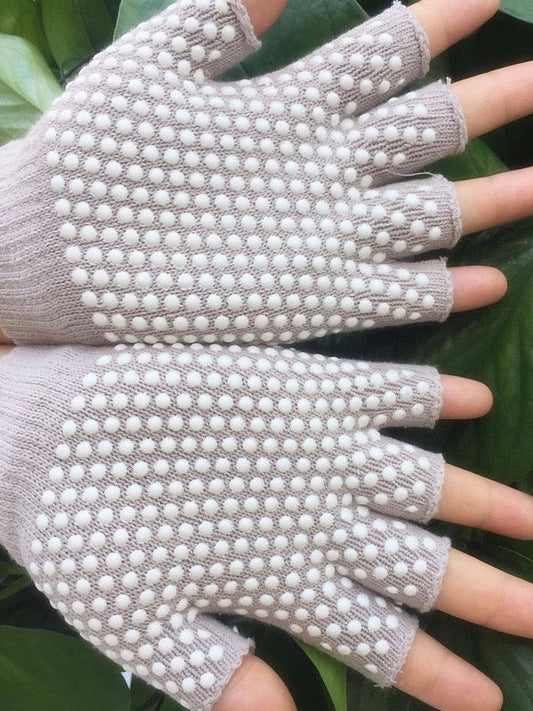Yoga Gloves Fitness Lady Non-Slip Professional Glove Sports Exercise Training Half Fingers Woman Cotton Mittens