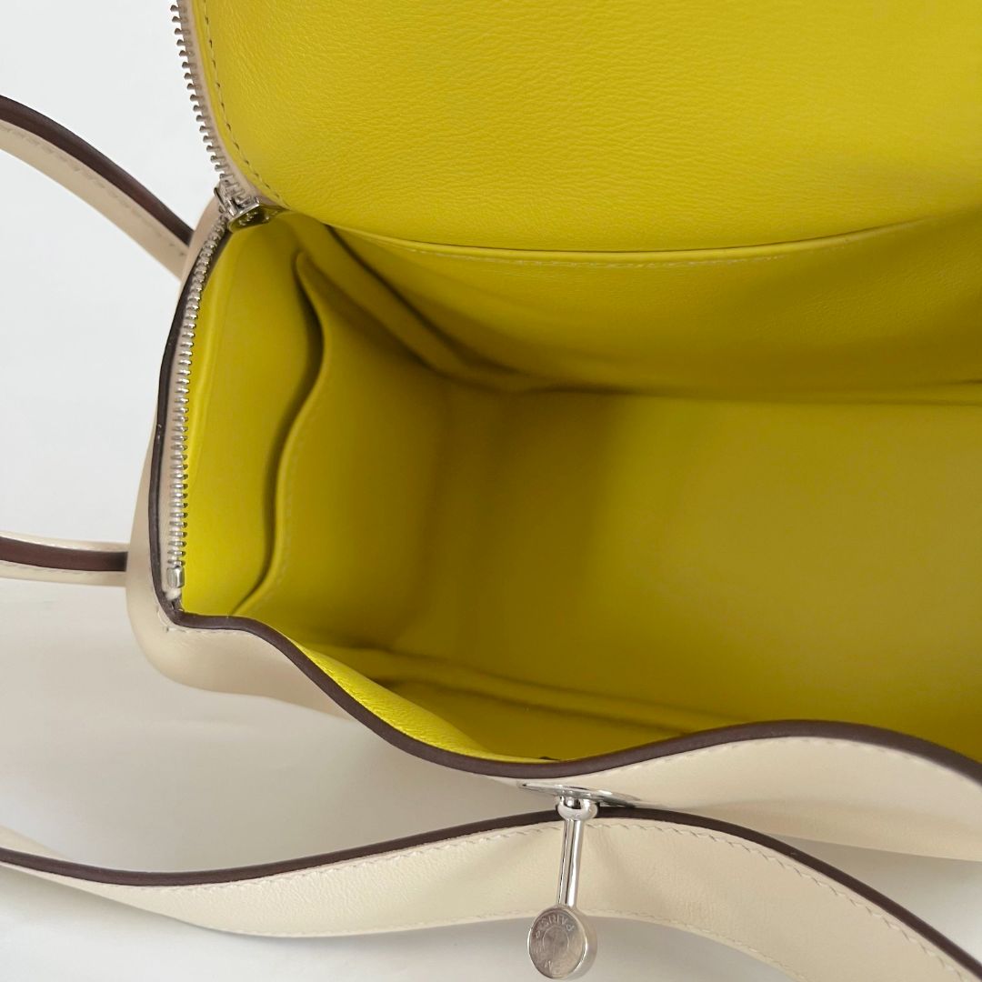 Hermès Mini Lindy Swift leather nata with lime yellow lining bag