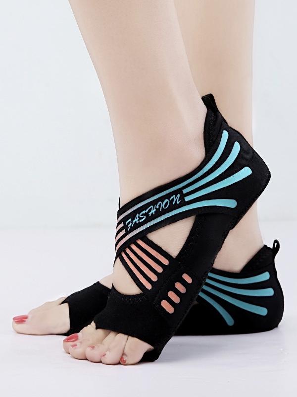 Women Flats Canvas Shoes Women Fitness Shoes Non-Slip Sneakers Summer Breathable Sapato Femininos Big Size 35-42 Fashion Sneaker