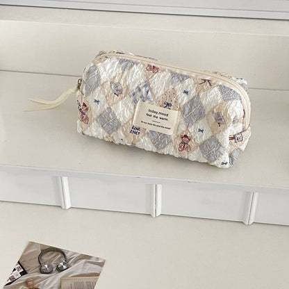 Trendy Quilted Teddy Bear Makeup Bag Portable Travel Organizer