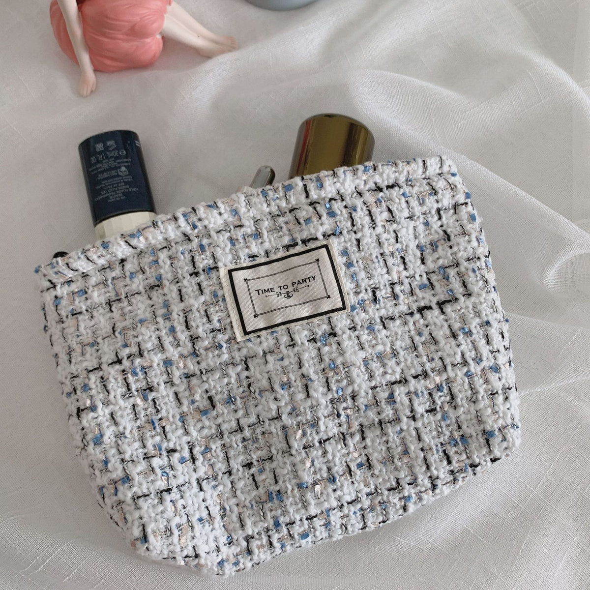 Cosbai - Plaid Pattern Woven Makeup Bag