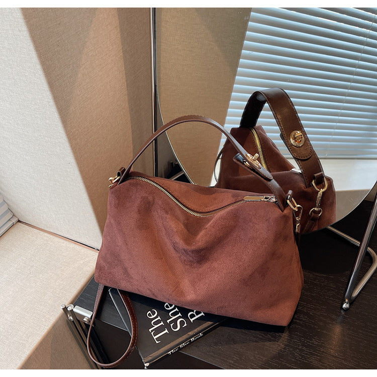 Vintage-Inspired Suede Crossbody Bag Stylish Daily Use