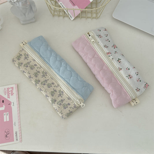 Elegant Flower Print Portable Pencil Case