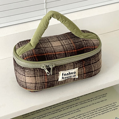 Trendy Large Capacity Travel Portable Makeup Bag