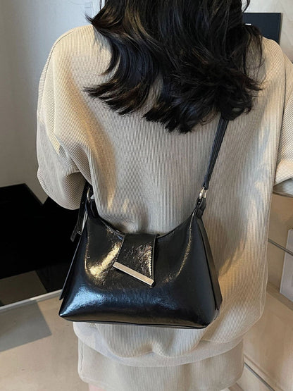 Minimalist Women's Shoulder Bag with Unique Closure Design