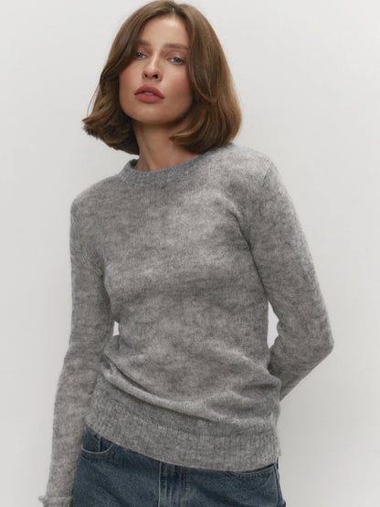 Comfortable Knit Sweater with Round Neck for Women