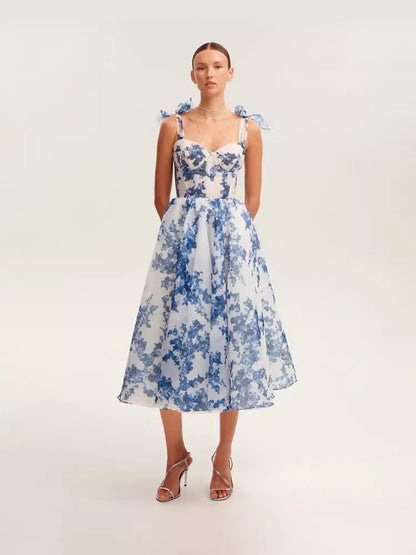 Elegant Off-Shoulder Maxi Dress With 3D Fabric