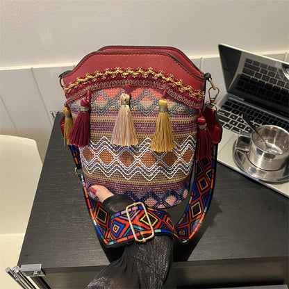 Trendy Woven Bucket Bag for Women with Fringe