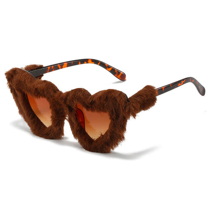 Heart-Shaped Gradient Pink Sunglasses Fun and Trendy