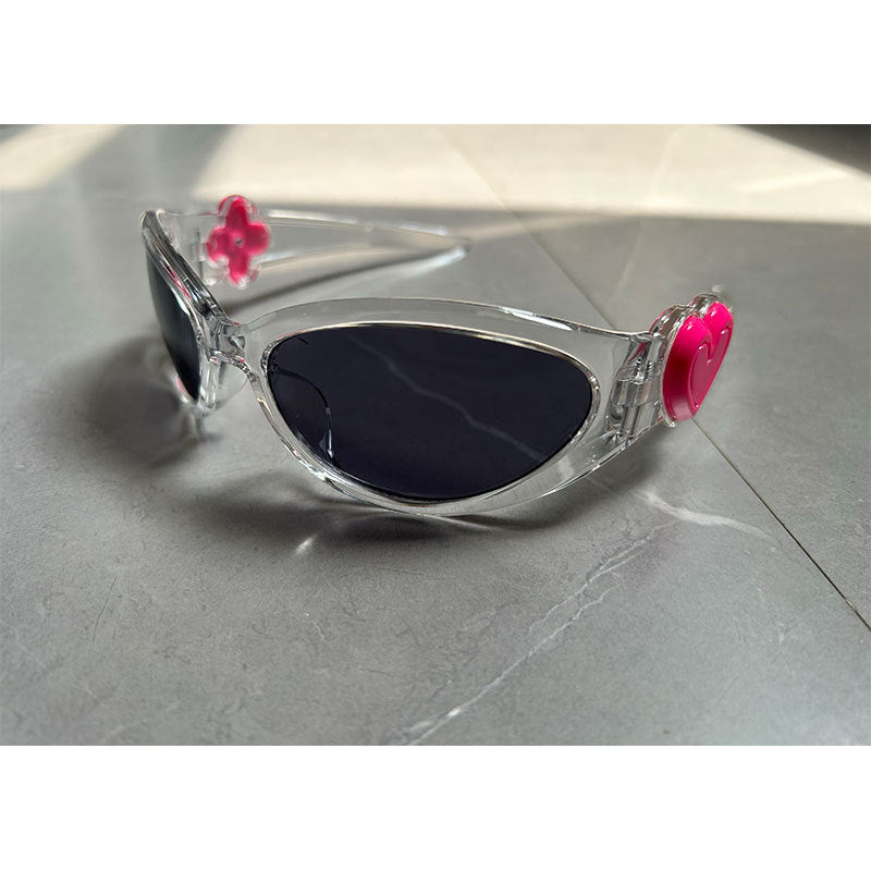 Trendy Oval Frame Sunglasses with Pink Heart Decoration