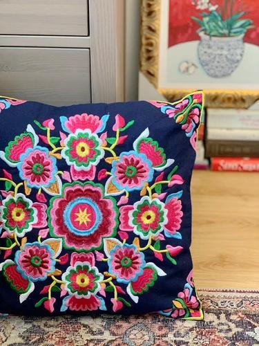 Traditional Embroidery Cushion Cover Retro Embroidery Pillow  Cotton And Linen Cushion Cover