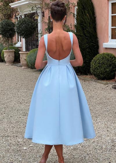 Classic Sleeveless Blue Midi Dress With Pleated Skirt