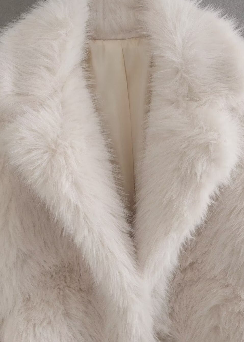 Plush Faux Fur Coat Ivory Cozy Elegant