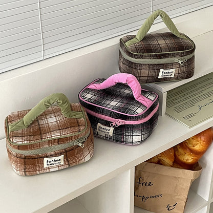 Trendy Large Capacity Travel Portable Makeup Bag