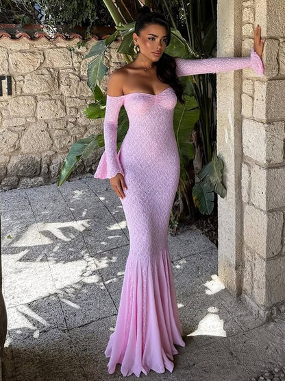 Sleek Mermaid Evening Dress With Lace Paneling