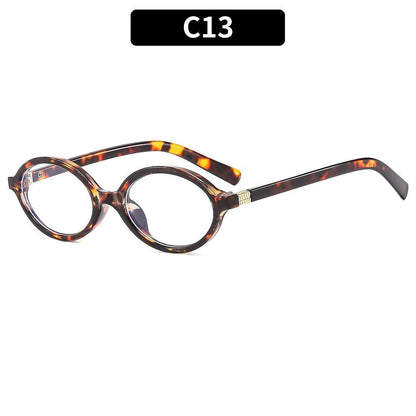 Retro Oval Sunglasses for Styling and Sun Protection