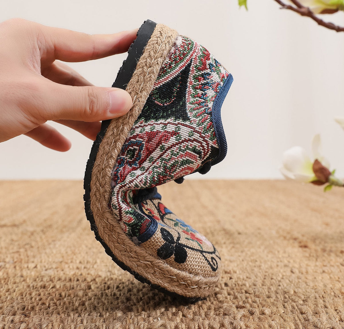 Ethnic Style Lace Up Art Linen Casual Shoes Cotton Linen Embroidered Shoes Women'S Shoes