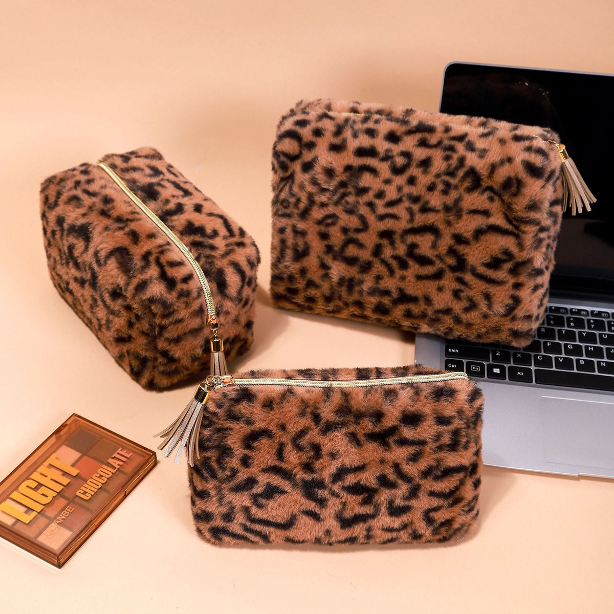 Leopard Print Plushed Large Capacity Makeup Bag