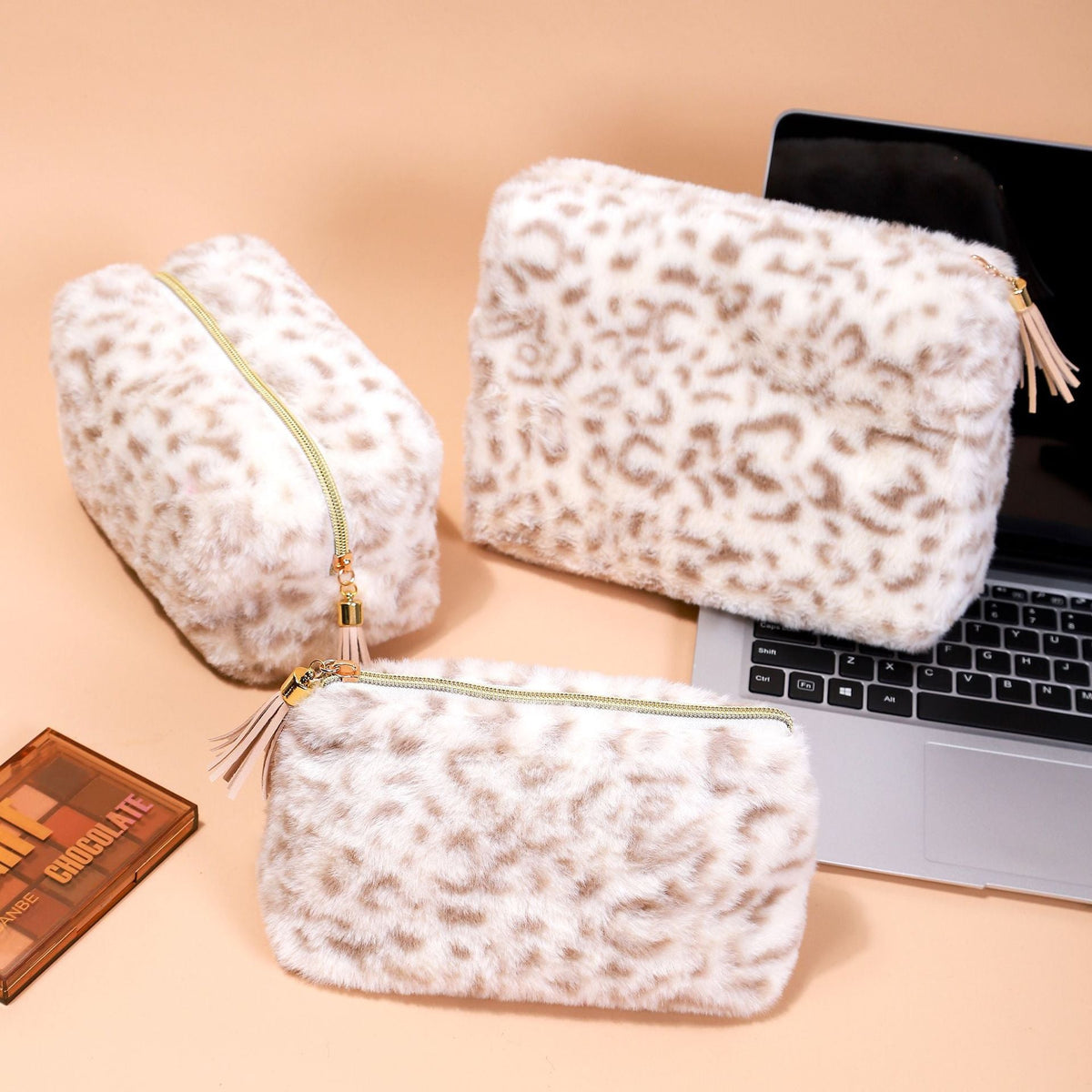 Leopard Print Plushed Large Capacity Makeup Bag