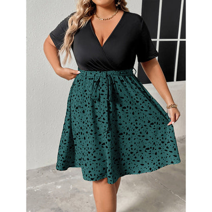 Plus Size V-Neck Short Sleeve Dress With Ruffles