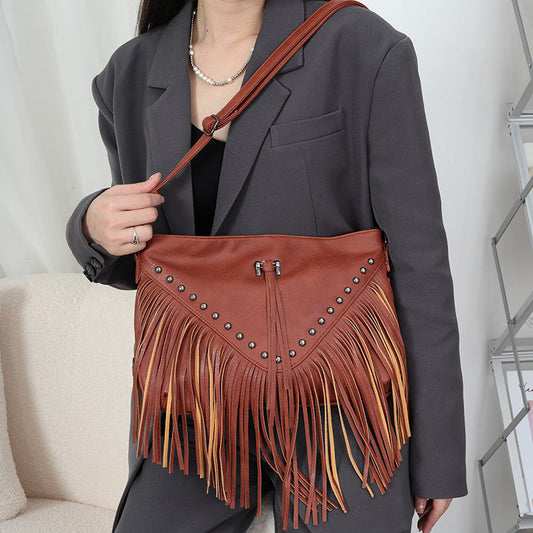 Rivet Soft Leather Trend Casual Rivet Tassel Bag Single Shoulder Diagonal Cross Women'S Bag