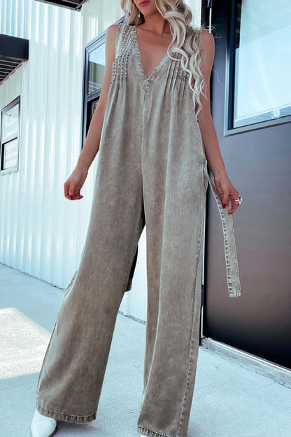 Fashionable V-Neck Sleeveless Denim Jumpsuit