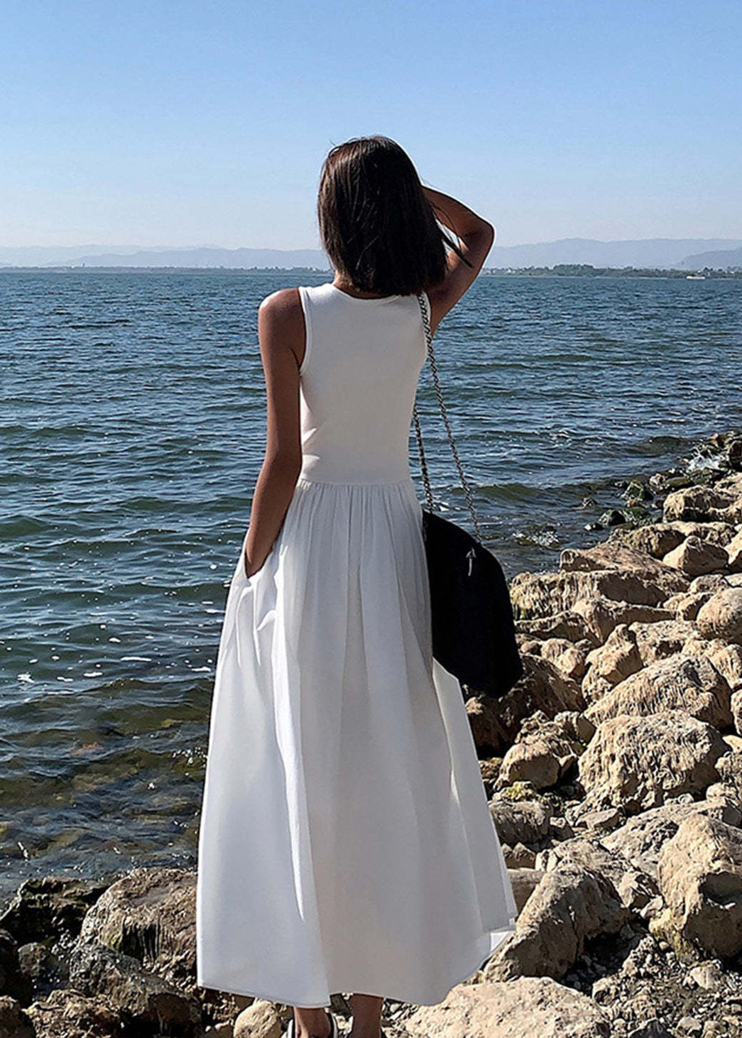 Flowy Maxi Dress White Sleeveless Lightweight Fabric