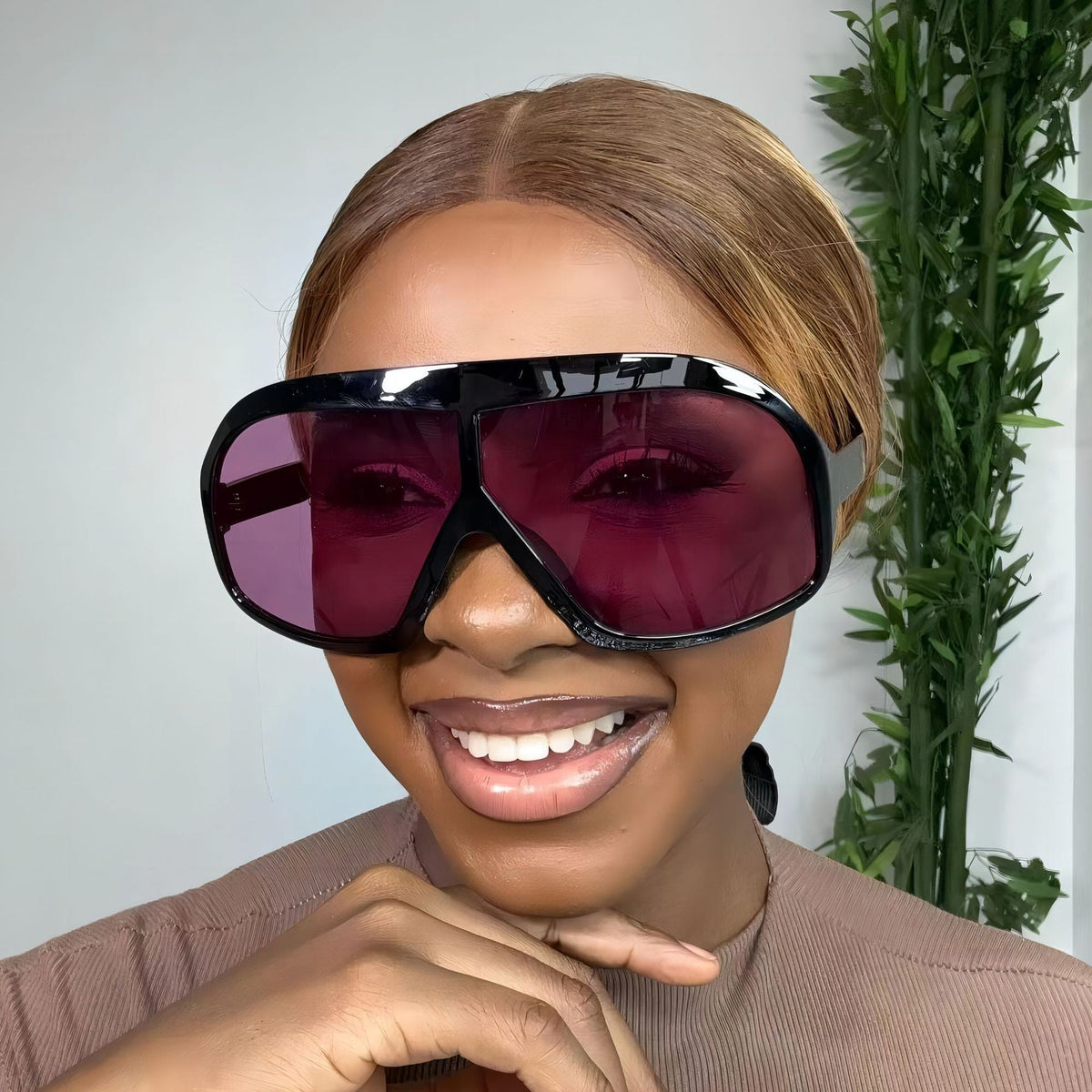 Retro Oversized Sunglasses Trendy Outdoor Shades for Women