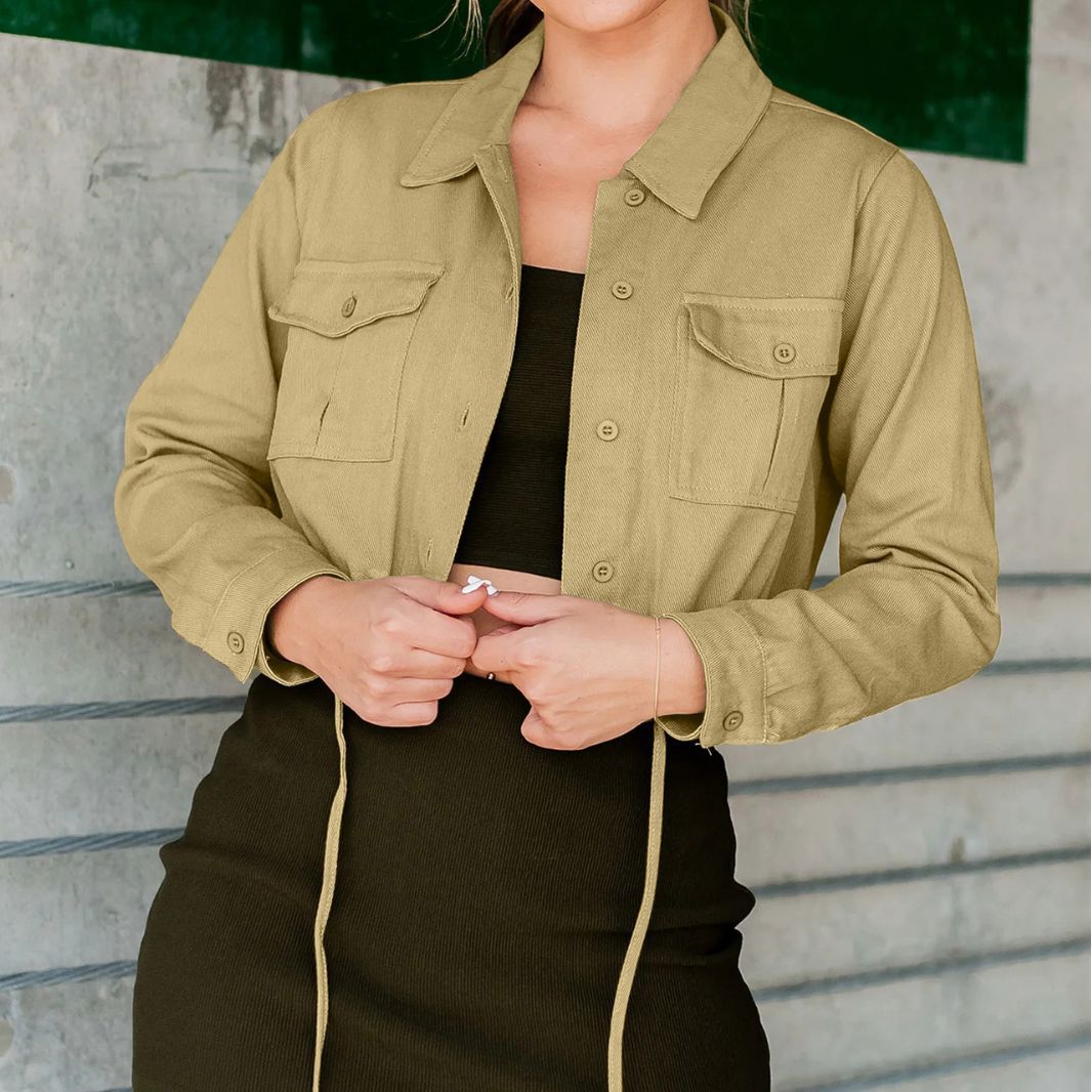 Trendy Casual Denim Shirt with Dual Pockets