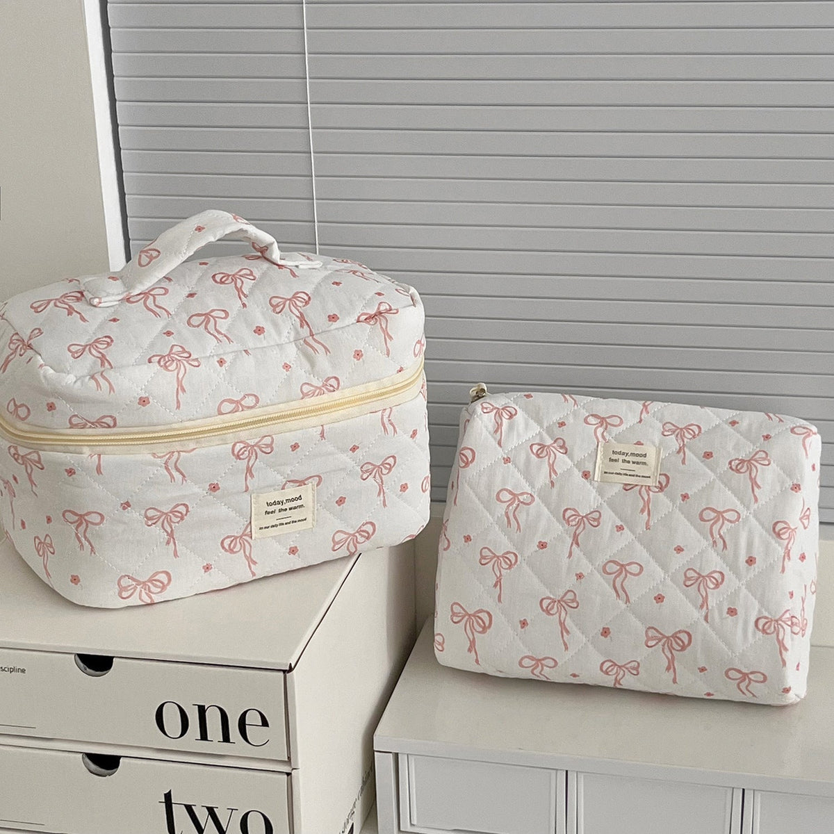 Pink Bow Print Sweet Portable Make Up Bag