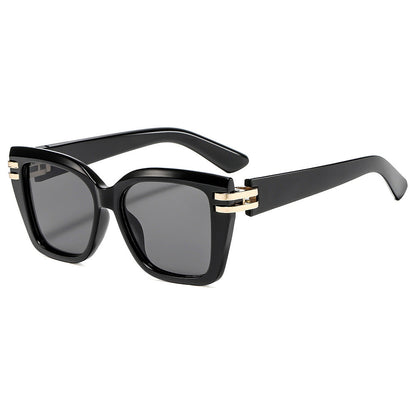 Fashionable Oversized Sunglasses for Women